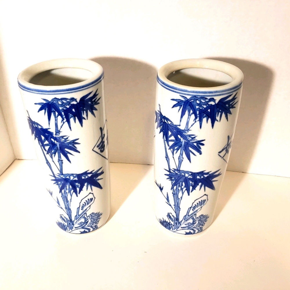 Vintage Blue Vase Set
